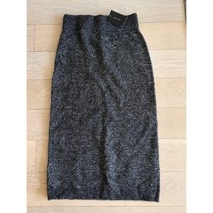 🔸Massimo Dutti Straight Fit Wool Blended Skirt